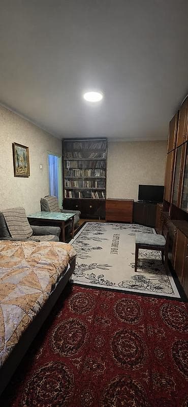 манаса: 2 комнаты, 41 м², Бишкек Парк ТРЦ 104 серия, 3 этаж, Старый ремонт — 6