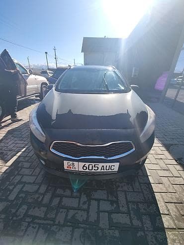 Kia Ceed: 2015 г., 1.6 л, Автомат, Бензин, Универсал — 5