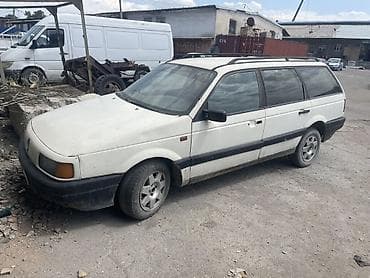 Volkswagen Passat Variant: 1993 г., 1.8 л, Механика, Бензин, Универсал