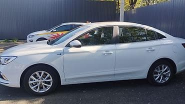 9 r20: MG : 2024 г., 1.5 л, Автомат, Бензин, Седан — 5