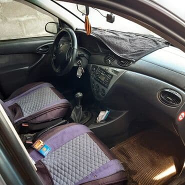 срочно продам авто в связи с переездом: Ford Focus: 2002 г., 1.6 л, Механика, Бензиновая, Хэтчбэк — 3