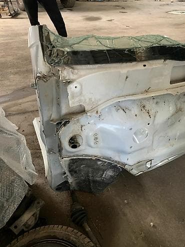 кузов в сборе: Лонжерон Toyota, Оригинал — 2