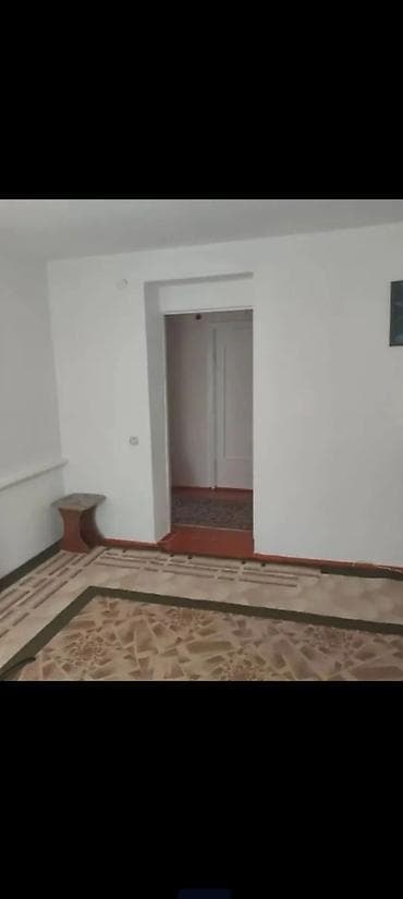 сдаю ош базар: 63 м², 3 комнаты, Парковка, Забор, огорожен — 6