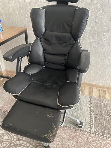 кресло гинекологическое: Комплект офисной мебели, Кресло, Кожа, цвет - Черный — 1