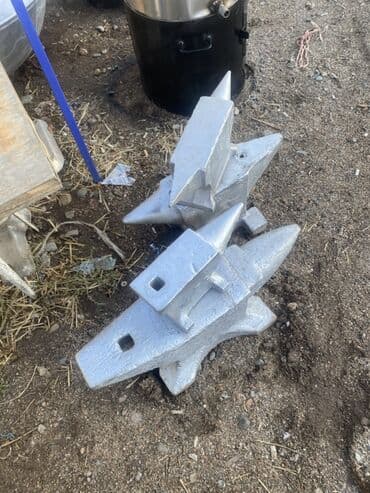 Пилы: Кузнечные наковальни разных размеров Дөшү, Наковальня Фрезерные — 6