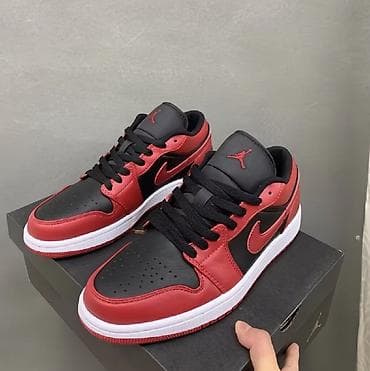 Мужская обувь: Мужские кроссовки, 41, Air Jordan, Новый, цвет - Красный — 1