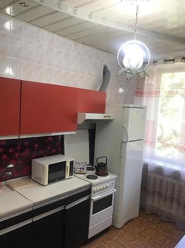 ленинская: 3 комнаты, 80 м², 3 этаж — 9