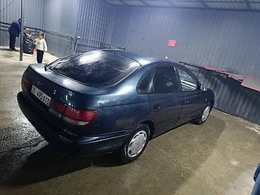 Hyundai Lantra: 1992 г., 1.6 л, Механика, Бензин, Седан