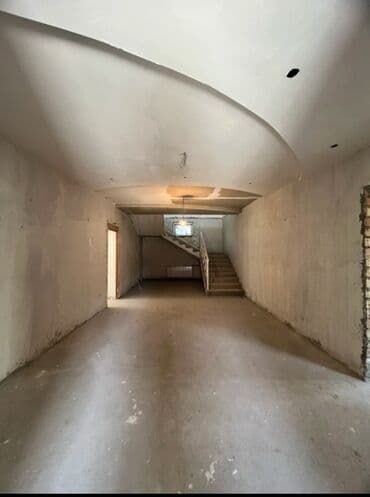 продаю дом нижней ала арча: Дом, 280 м², 8 комнат, Собственник, ПСО (под самоотделку) — 5