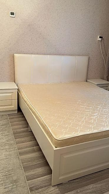 одежда муж: Продаётся вместительный спальный гарнитур в хорошем состоянии. В — 3