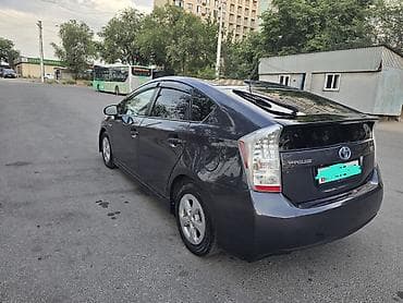 Продажа авто: Toyota Prius: 2011 г., 1.8 л, Вариатор, Гибрид, Лифтбек — 1