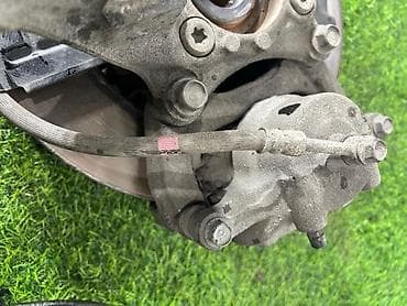 hyunda: Передний правый суппорт Hyundai 2017 г., Оригинал — 1