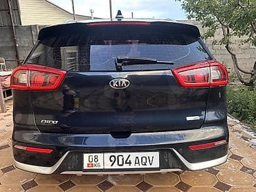 Kia Niro: 2017 г., 1.6 л, Автомат, Гибрид, Кроссовер — 9