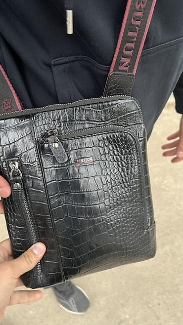 рюкзак mk: Сумка через плечо BUTUN, черная, с тиснением под крокодила — 3