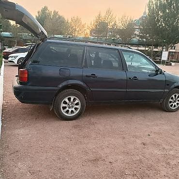 Унаа: Volkswagen Passat Variant: 1991 г., Кол менен иштөөчү, Бензин, Универсал — 5