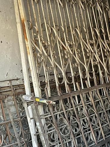 кованные перила: Решетки для окон, Кованные — 1