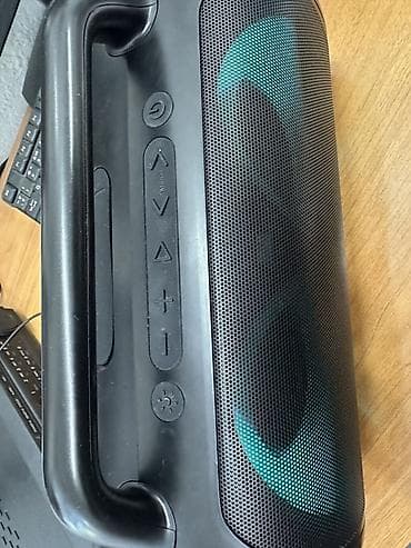 Портативная колонка Fiero Blackline Huge FR560 позволяет прослушивать — 7