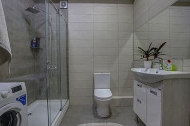 3 комнатная квартира бишкек цена: 3 комнаты, Душевая кабина, Постельное белье, Кондиционер — 13