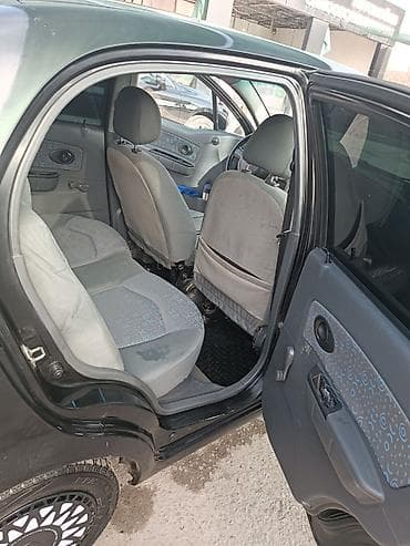 купить автомобиль audi a4: Daewoo Matiz: 2005 г., 0.8 л, Автомат, Бензин, Хэтчбэк — 8