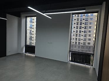 red centr: Аренда офисов, 58 м², В бизнес центре, С системой безопасности — 7