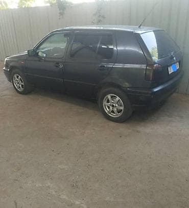 мотор фольсваген: Volkswagen Golf: 1992 г., 1.8 л, Кол менен иштөөчү, Бензин, Хетчбек — 3