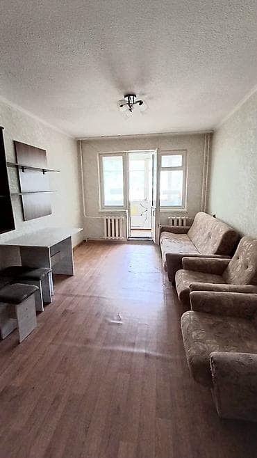 110 кварталл: 1 комната, 38 м², 104 серия, 1 этаж — 2