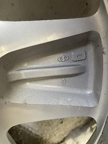 Диски: Литые Диски R 16 Toyota, 1 шт, отверстий - 5, Новый — 4