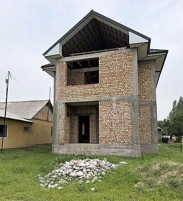 Продажа домов: Срочно!!! Продаю 2 х этажный дом 180кв м. Рядом школа садик. ГИК — 3