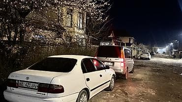 на тоета карина: Toyota Carina E: 1996 г., 1.6 л, Механика, Бензин, Седан — 5
