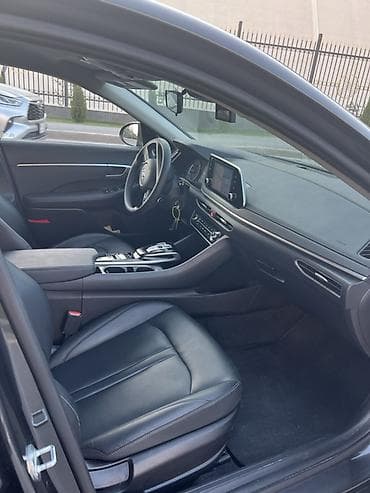 Hyundai Sonata: 2022 г., 2 л, Автомат, Газ, Седан — 9