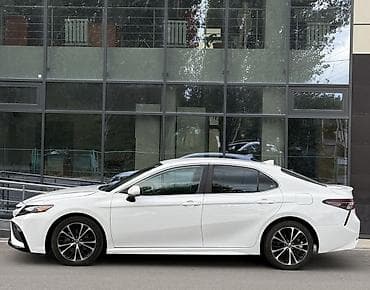 byd e9: Toyota Camry: 2020 г., 2.5 л, Автомат, Седан — 3