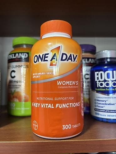 женский брюки: Комплекс витаминов, Для укрепления иммунитета, One A Day, Для женщин, США, Таблетки, Новый — 1