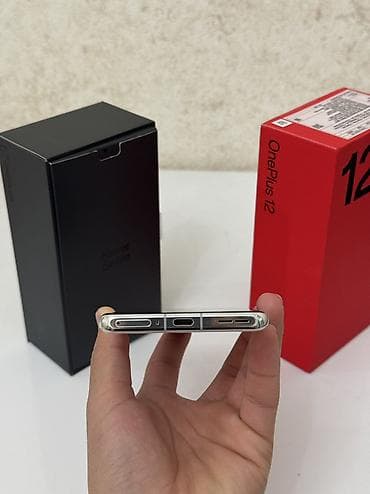 ipad 2 mini: OnePlus 12, Б/у, 256 ГБ, цвет - Белый, 2 SIM — 10