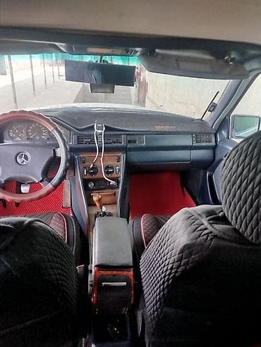 Mercedes-Benz 190: 1989 г., 2.3 л, Ручные, Бензин, Седан