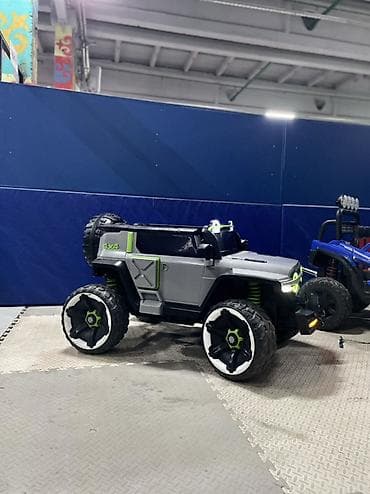 деткий машина: Детский электромобиль в стиле внедорожника 4x4. Эффектная модель с — 3