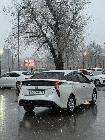 с консервации: Toyota Prius: 2017 г., 1.8 л, Автомат, Гибрид, Хэтчбэк — 4