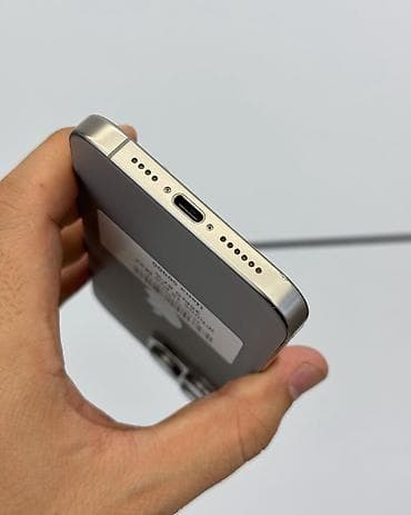 iphone 15 pro 1tb: IPhone 15 Pro Max, Б/у, 256 ГБ, Natural Titanium, Защитное стекло, Чехол, В рассрочку, 87 % — 4