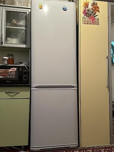 двери для холодильника: Холодильник Biryusa, Б/у, Двухкамерный, 60 * 180 * 60 — 1