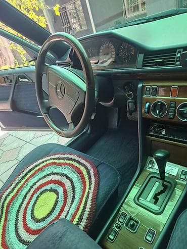 Унаа: Mercedes-Benz W124: 1991 г., 3 л, Автомат, Бензин, Седан — 7