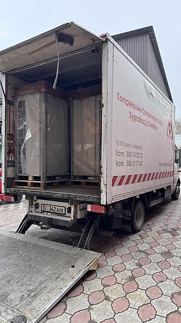 Услуги грузоперевозки и такелажа на малотоннажном фургоне с