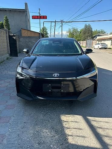 обмен на тайота ист: Toyota bZ3: 2023 г., Электромобиль, Седан — 1