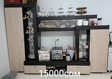 Шкафтар: Дубал шкаф, Дубал шкаф түрү: Модулдуу, Үй, конок бөлмөсү үчүн, Өзгөчөлүктөрү: Тамак-аш идишин сактоо үчүн — 1