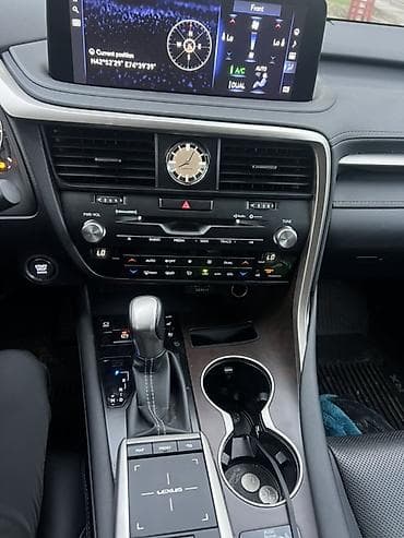 low ll: Lexus RX: 2018 г., 3.5 л, Автомат, Бензин, Кроссовер — 10