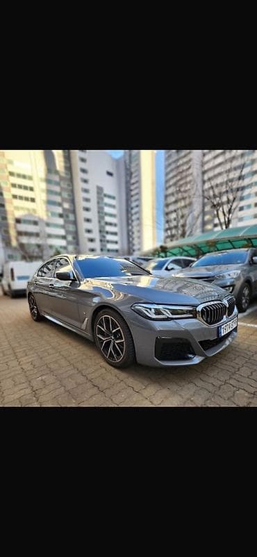 BMW 5 series: 2022 г., Бензин, Седан