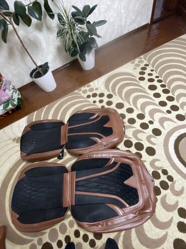 чехол на подголовник: Чехлы Экокожа, С подушкой, Kia, Б/у, Самовывоз — 6