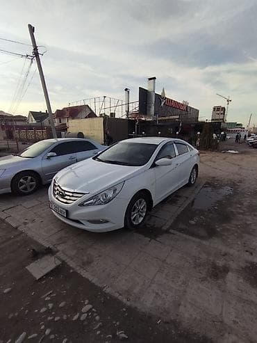 Hyundai Sonata: 2010 г., 2 л, Автомат, Газ, Седан