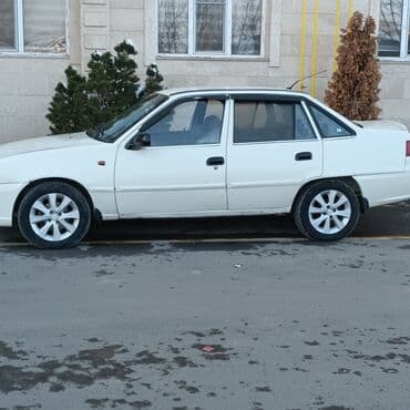 Транспорт: Daewoo Nexia: 2010 г., 1.6 л, Механика, Бензин — 9