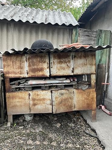 бетонные перегородки: Шкаф для инструментов, В наличии — 1