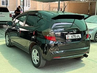 hazard 7007: Honda Jazz: 2009 г., 1.3 л, Механика, Бензин, Хэтчбэк — 4