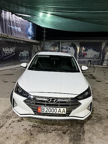 Транспорт: Hyundai Elantra: 2018 г., 2 л, Автомат, Бензин, Седан — 7